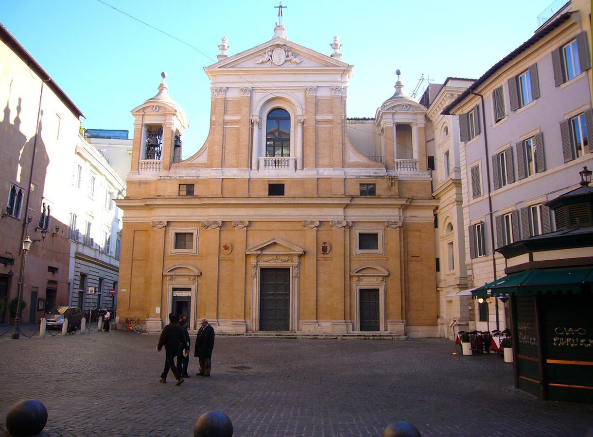 Little Queen Pantheon Рим Экстерьер фото